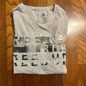 Reebok Men's Tee in Heather Gray